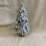 Besneeuwde kerstboom