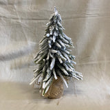 Besneeuwde kerstboom
