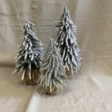 Besneeuwde kerstboom