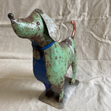 Grote hond van blik